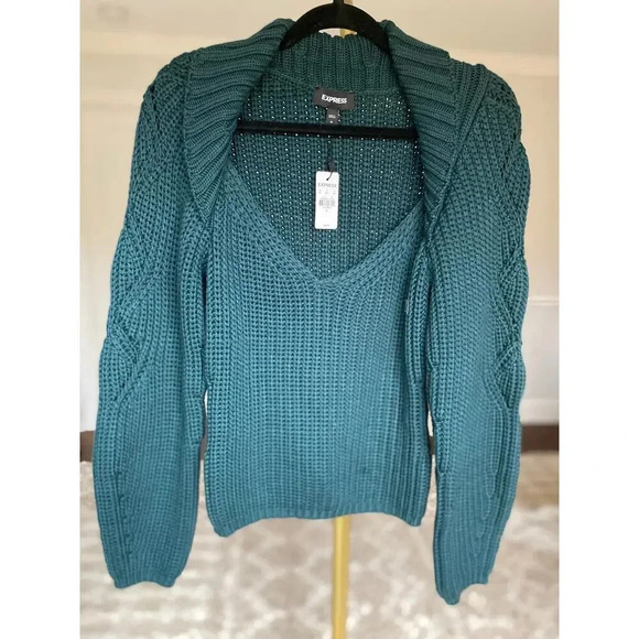 NWT Express Knit Sweater Waffle Stitch Granola Girl Cozycore St Patrick’s Day - Picture 1 of 9